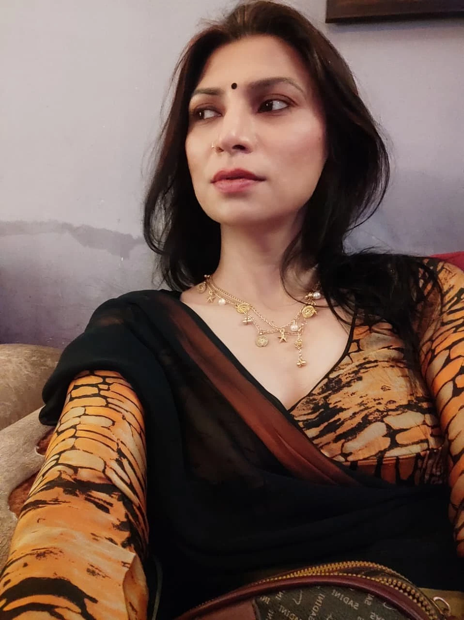 Miss Alisha – Indian escort in Mumbai — 28 / 31