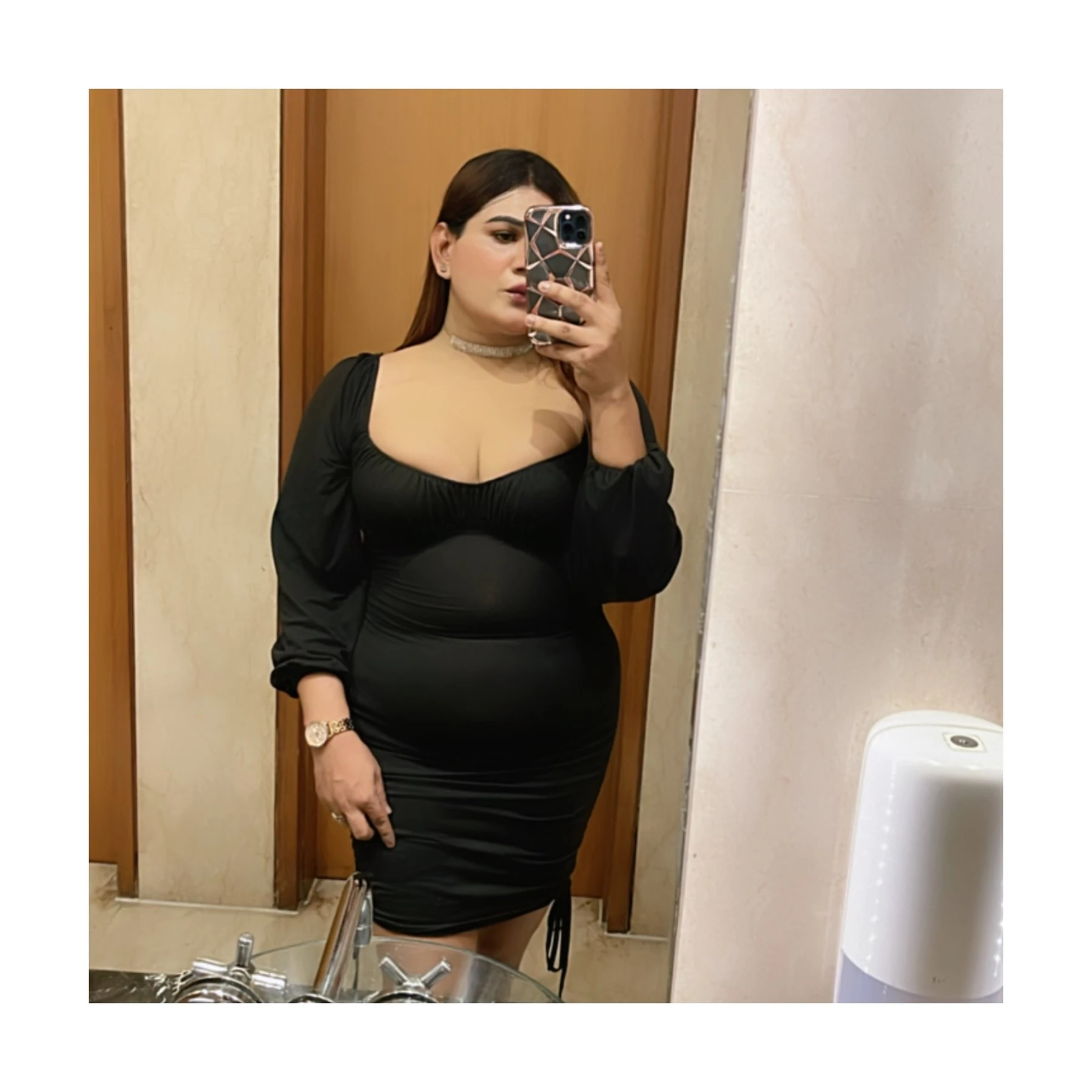 Sensational Soniya – Indian escort in Hyderabad — 12 / 20