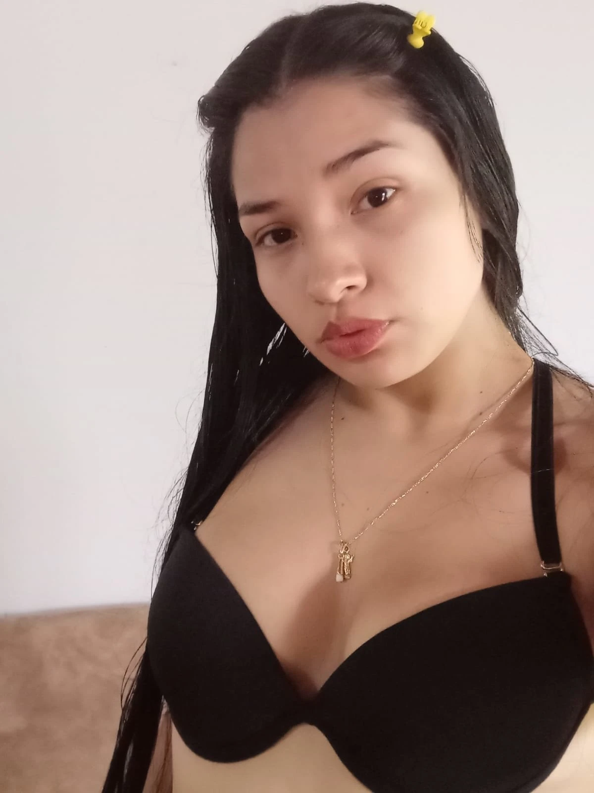 Renataa – Colombian escort in Malta — 14 / 15