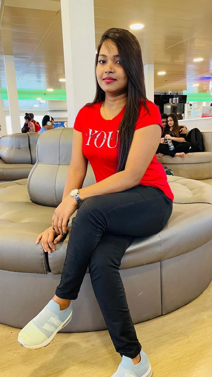Telugu Hand Cash Independent Girl – Indian escort in Hyderabad — 8 / 11