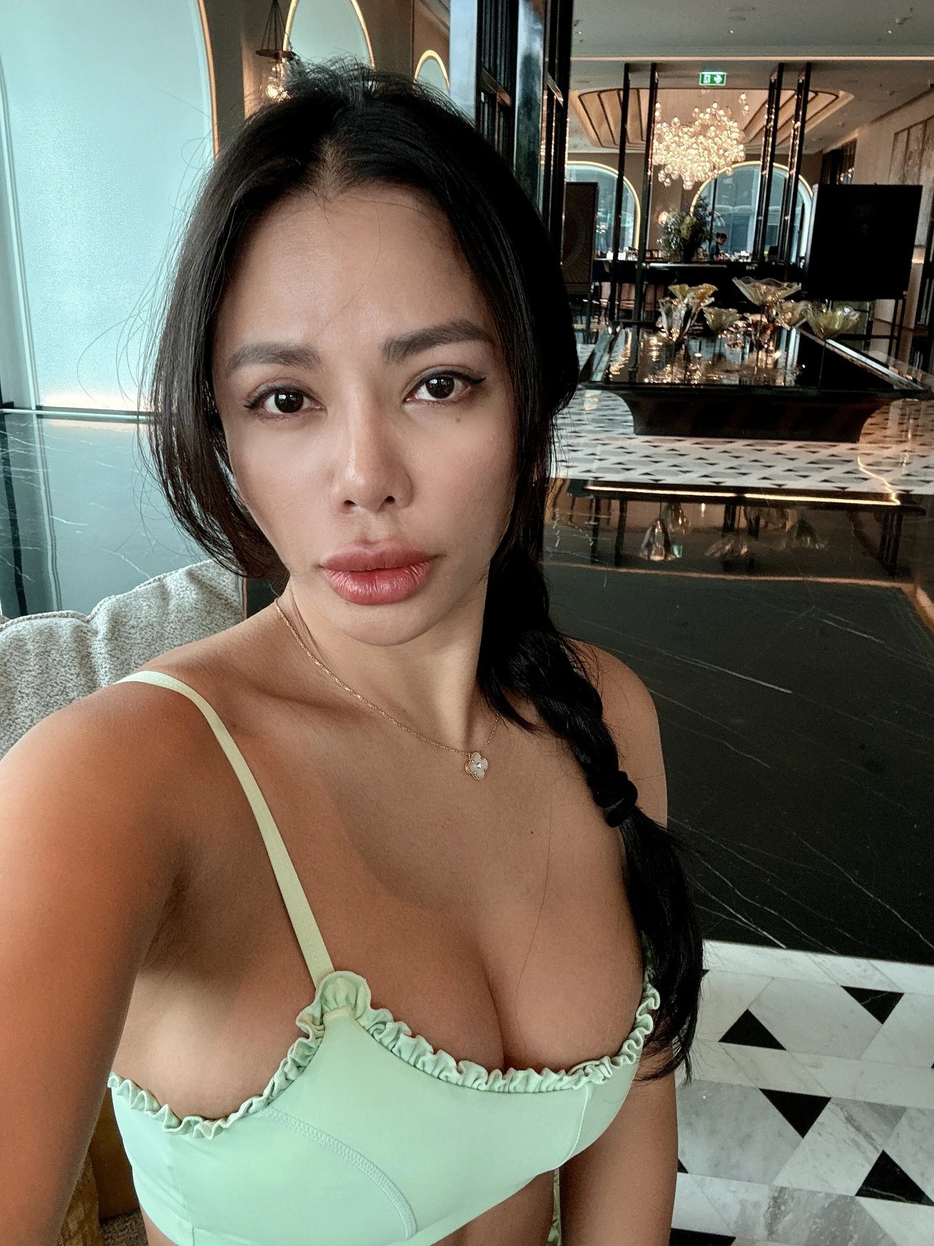 An Na To – Vietnamese escort in Hanoi — 6 / 11