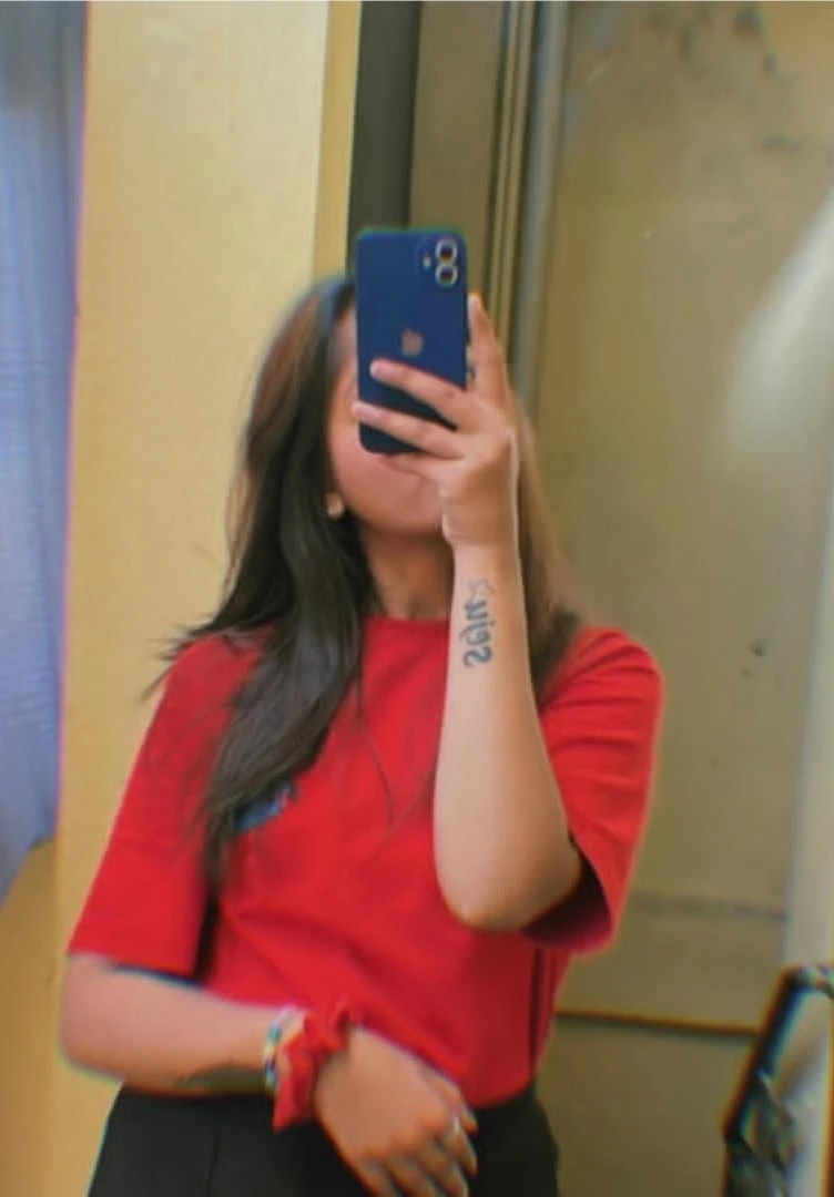 Sanjana – Indian escort in Mumbai — 1 / 3
