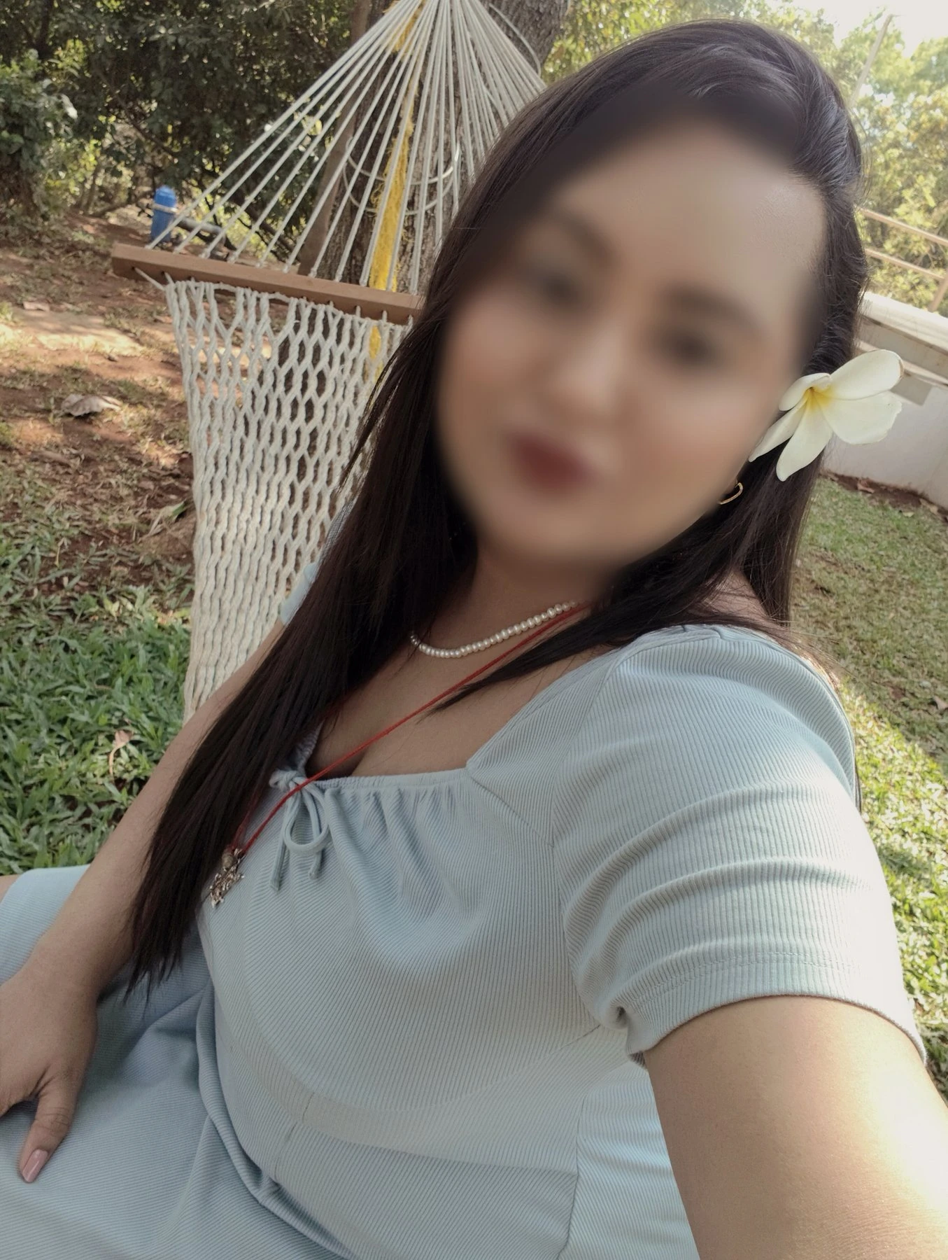 Busty Meher – Indian escort in Mumbai — 5 / 9