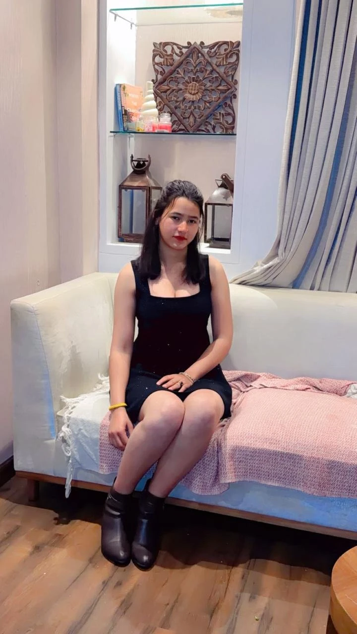 Payal – Indian escort in New Delhi — 2 / 7