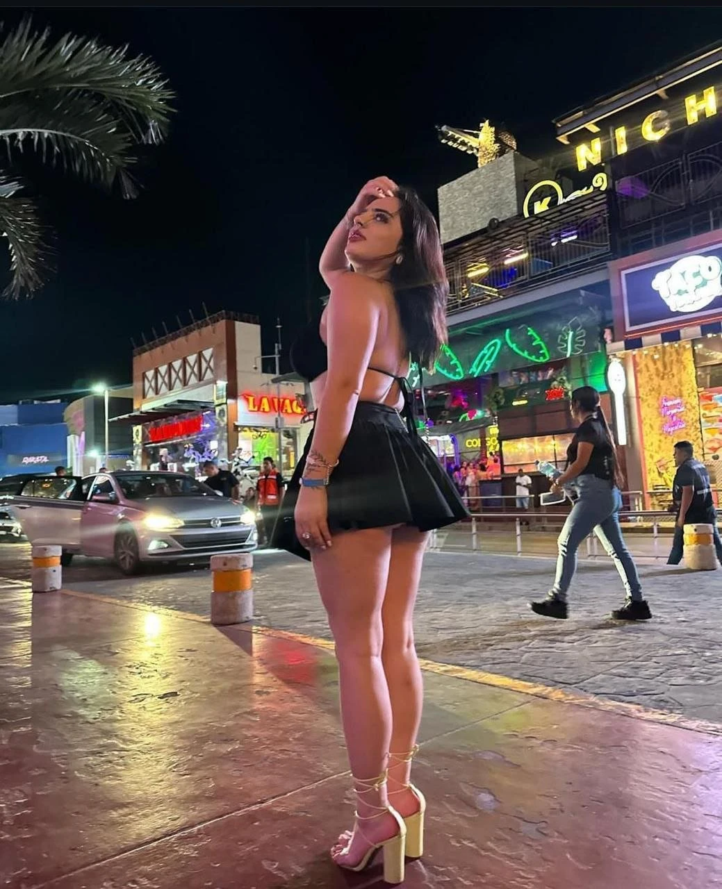 BEATRIX – escort in Mauritius — 1 / 15