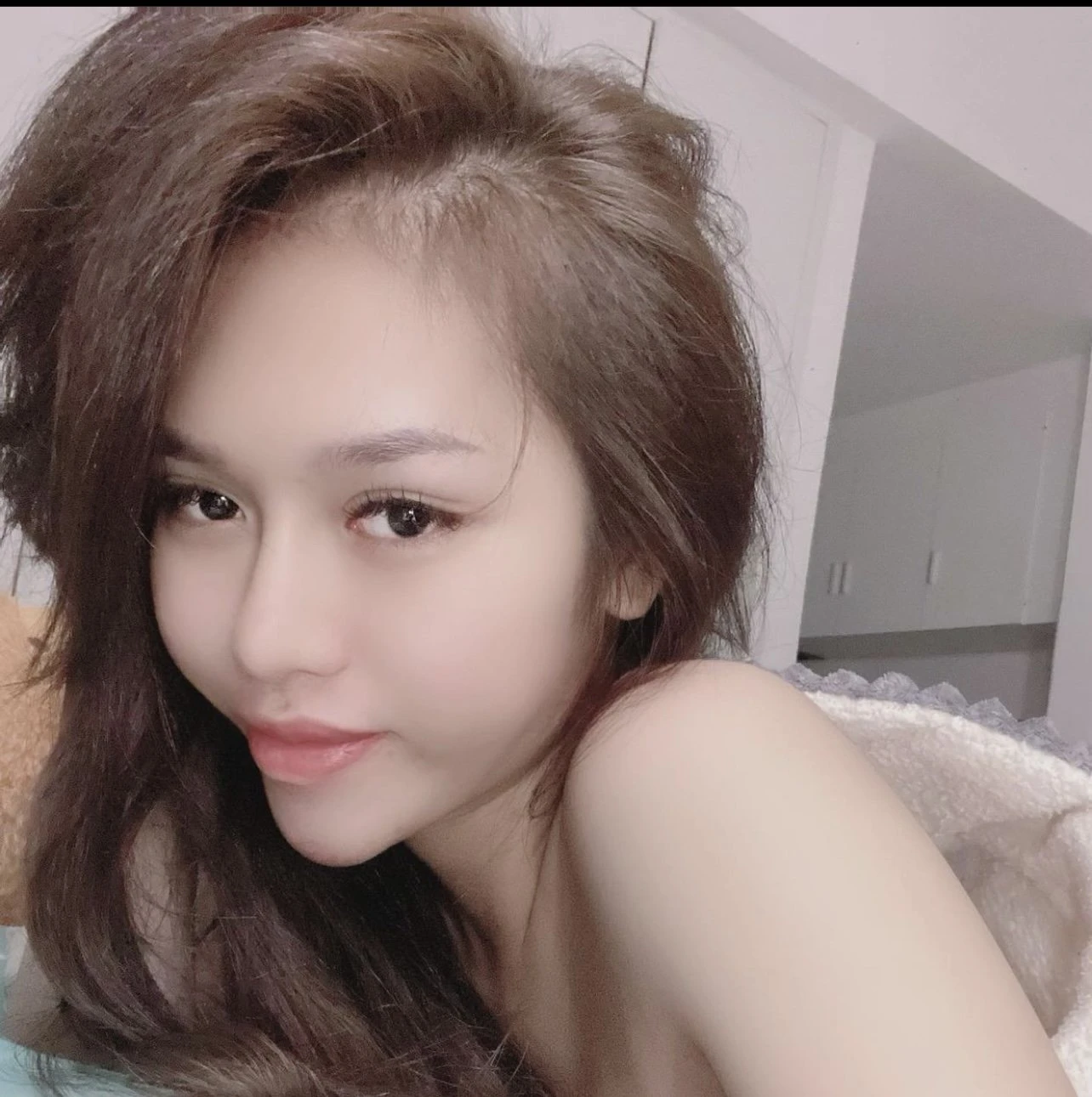 Emily Angel Transgender 100% Ha Noi – Vietnamese escort in Hanoi — 4 / 6