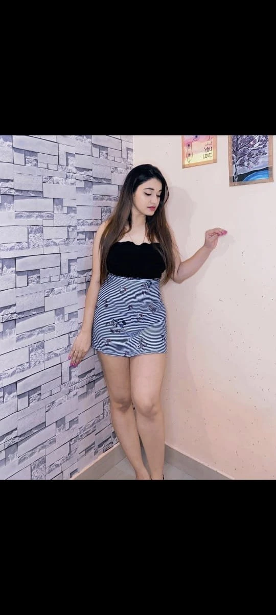 Call me Divya Singh Rathore 24 hour avl – Indian escort in Pune — 4 / 5