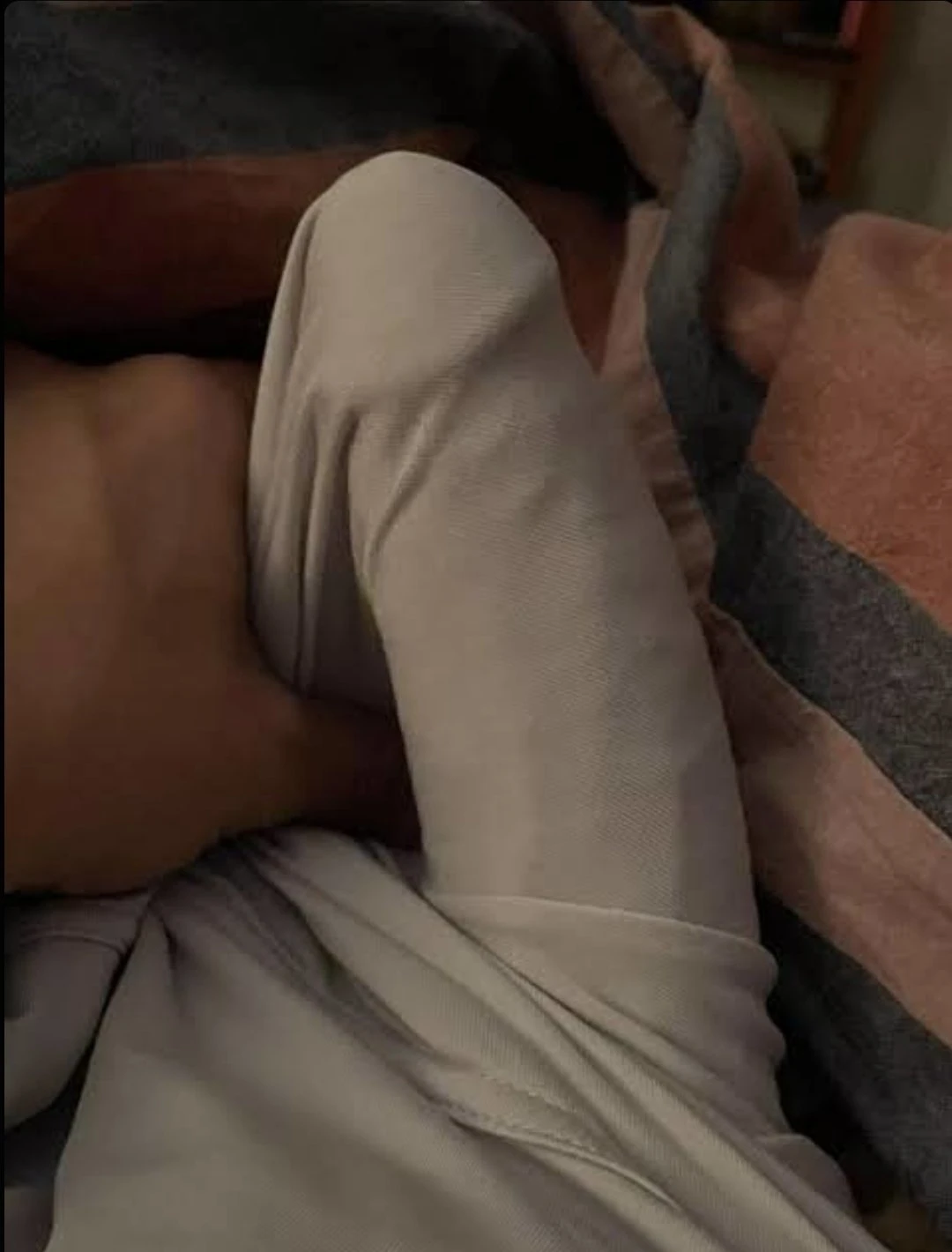 Leo – Sri Lankan adult performer in Colombo — 7 / 9
