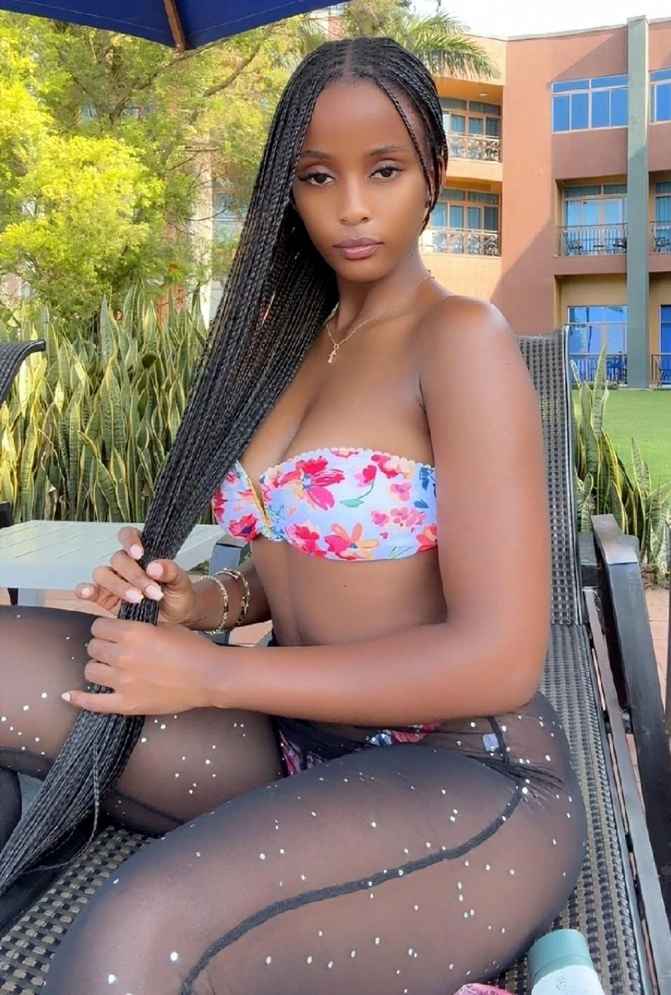 Kylah in Manjri – South African escort in Pune — 3 / 7