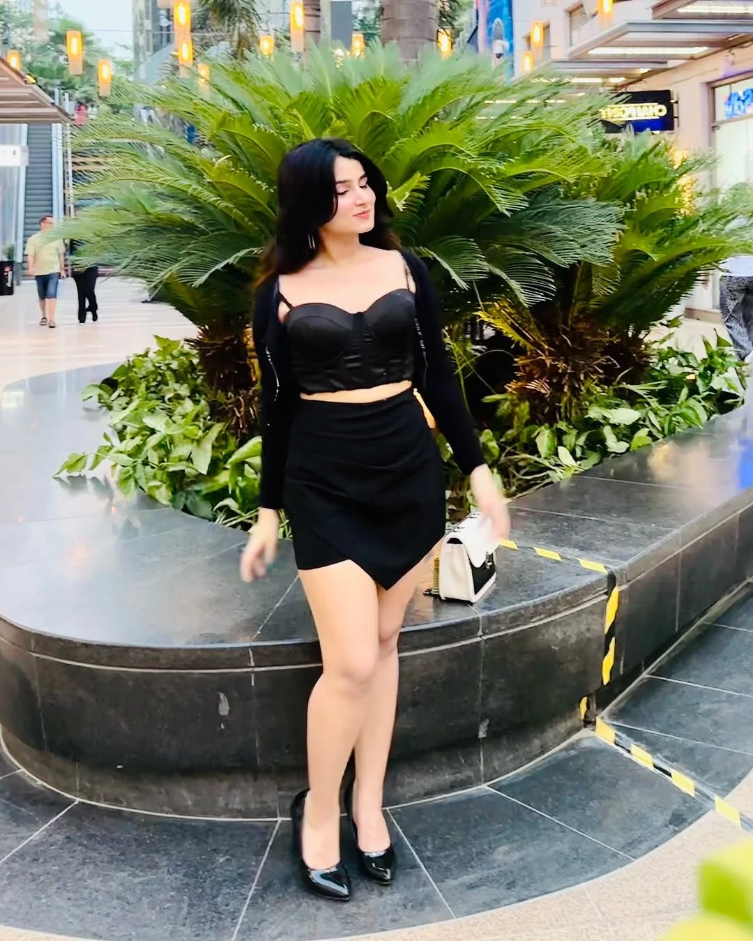 Dipti Sharma – Indian escort in Kolkata — 2 / 5