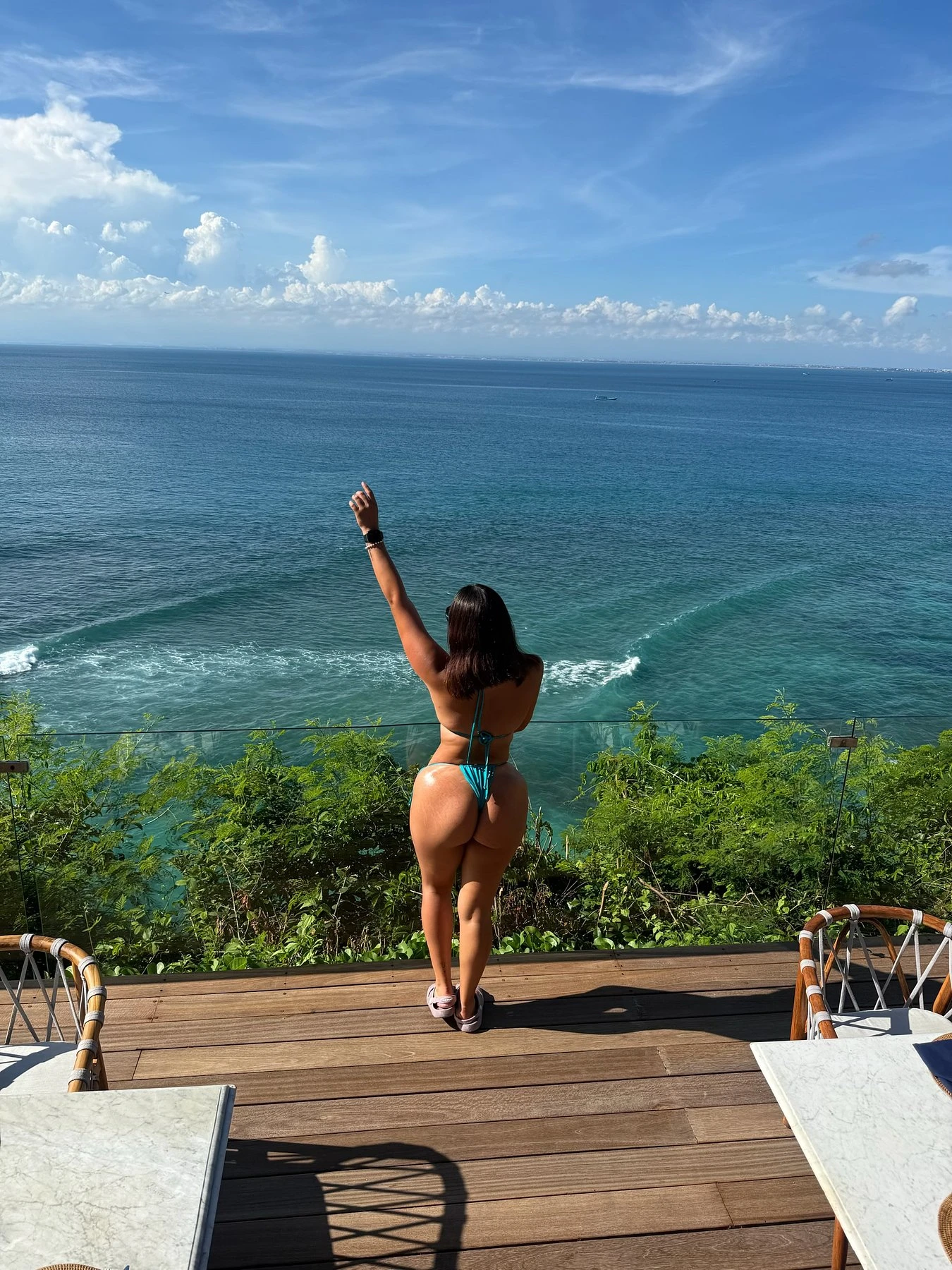 C A T A L I N A L A S T A Y S – Colombian escort in Ho Chi Minh City — 19 / 24