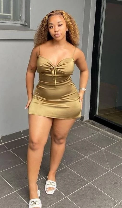 Lisa – Burundian escort in Hyderabad — 3 / 5