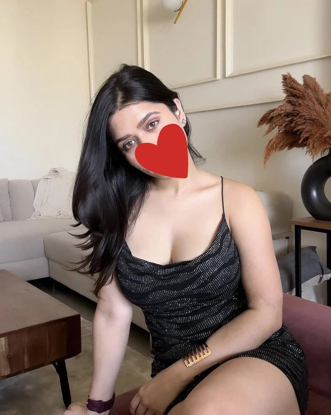 Binu, Escort – Nepalese escort in Pokhara — 2 / 5