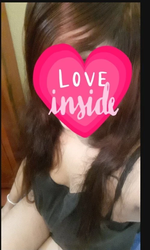 A Malay girl – Sri Lankan escort in Colombo — 2 / 5
