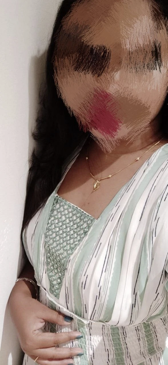 Dipika for Cam and Real Service – Indian escort in Pune — 3 / 7