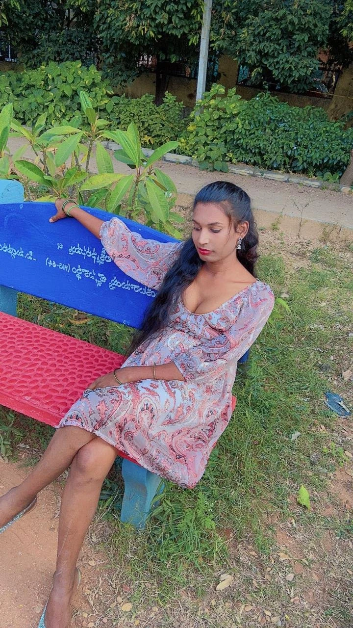 Sana Dusky Trans women – Indian escort in Hyderabad — 2 / 5