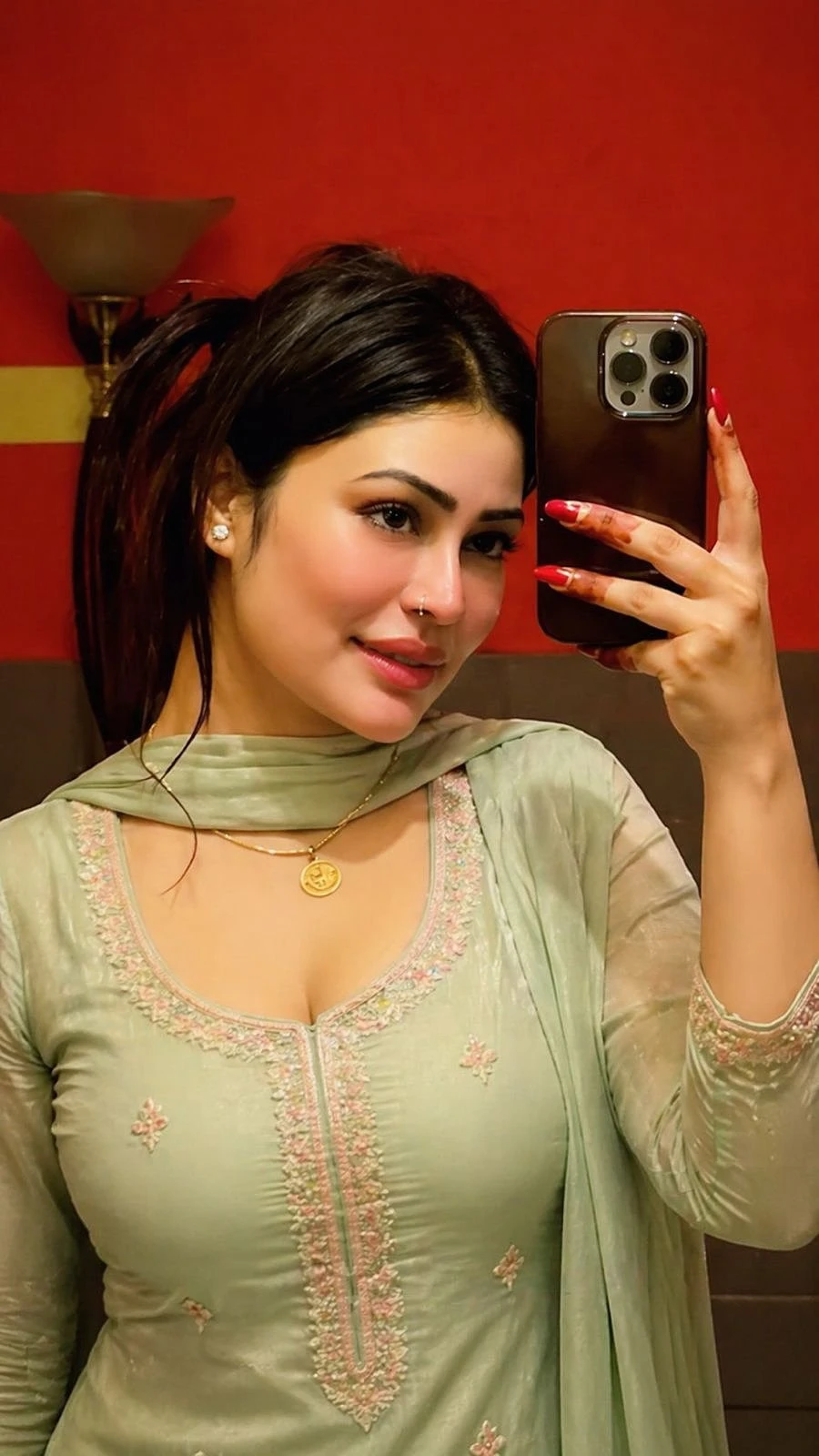Laila – Russian escort in Pune — 5 / 13