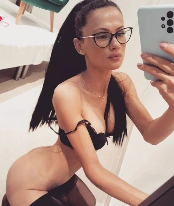 Lady Laura – Swedish escort in Göteborg — 9 / 11