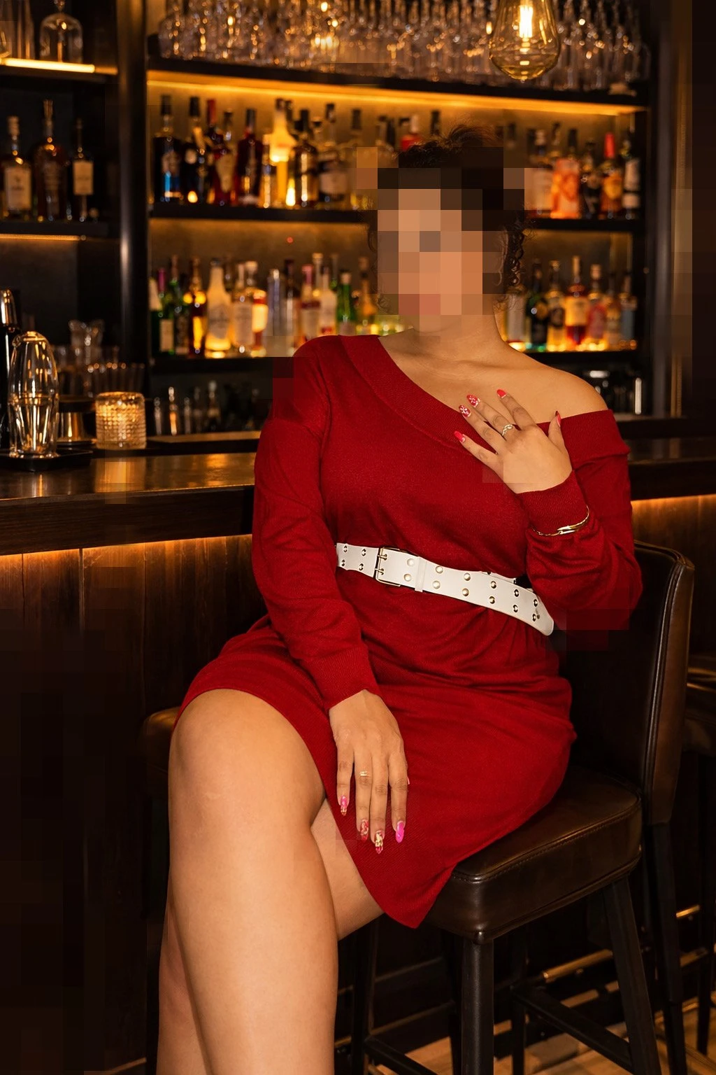Independent Mallu Girl Back Here – Indian escort in Kochi — 4 / 5
