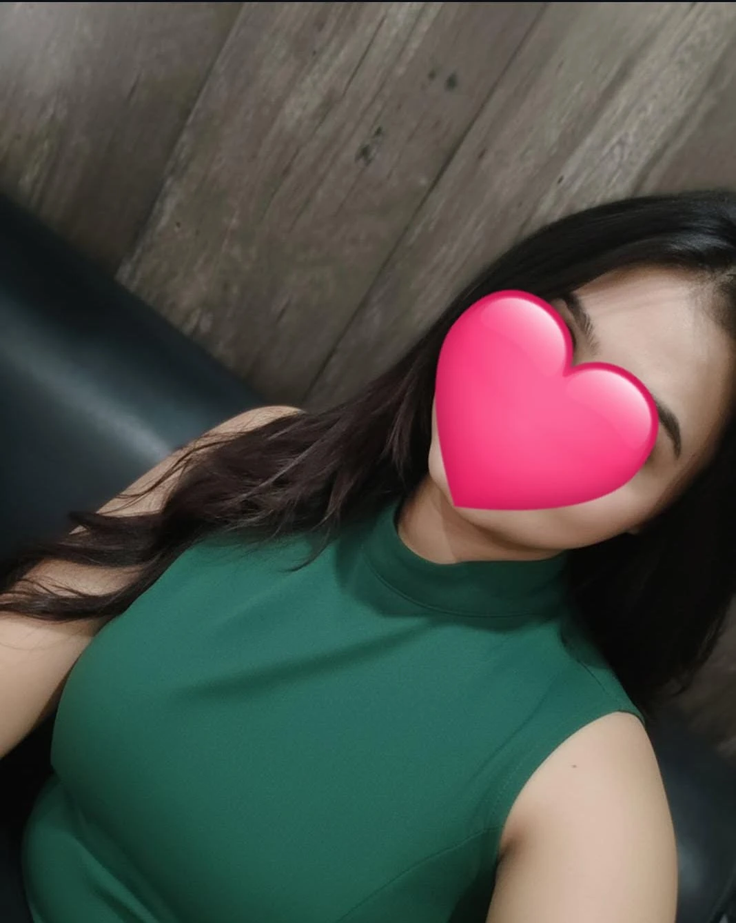 Priya – Indian escort in Mumbai — 1 / 6