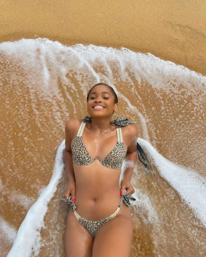 Bella – South African escort in Beirut — 2 / 7
