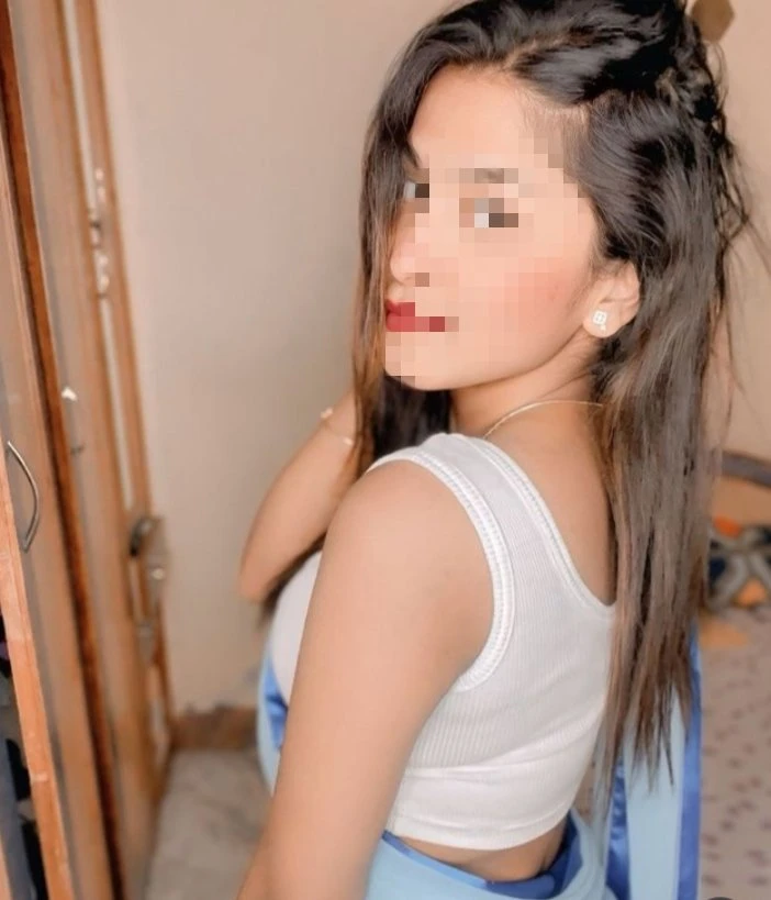 Monu – Indian escort in Kolkata — 2 / 4