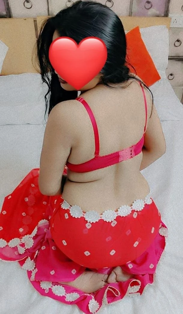 Hey I'm Niharika Real Meet & Cam Fun – Indian escort in New Delhi — 7 / 21