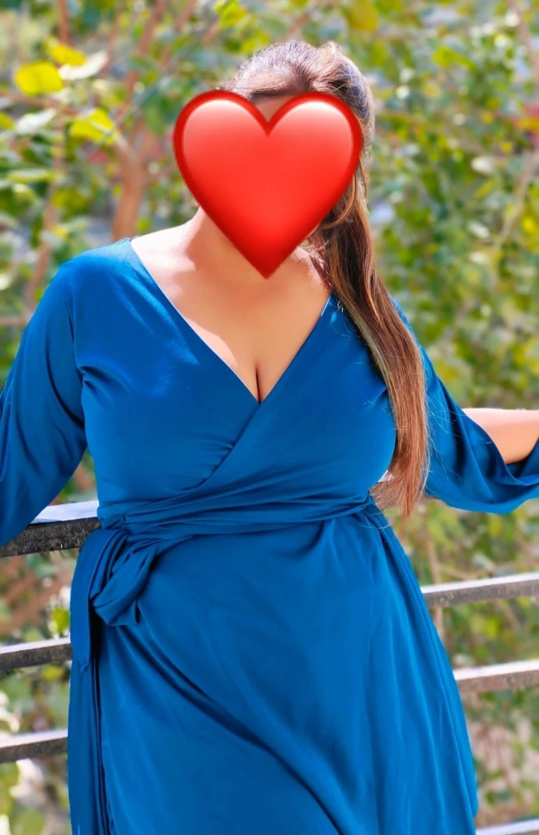 Divya Is Back Cam and Real Meet – Indian escort in New Delhi — 7 / 8