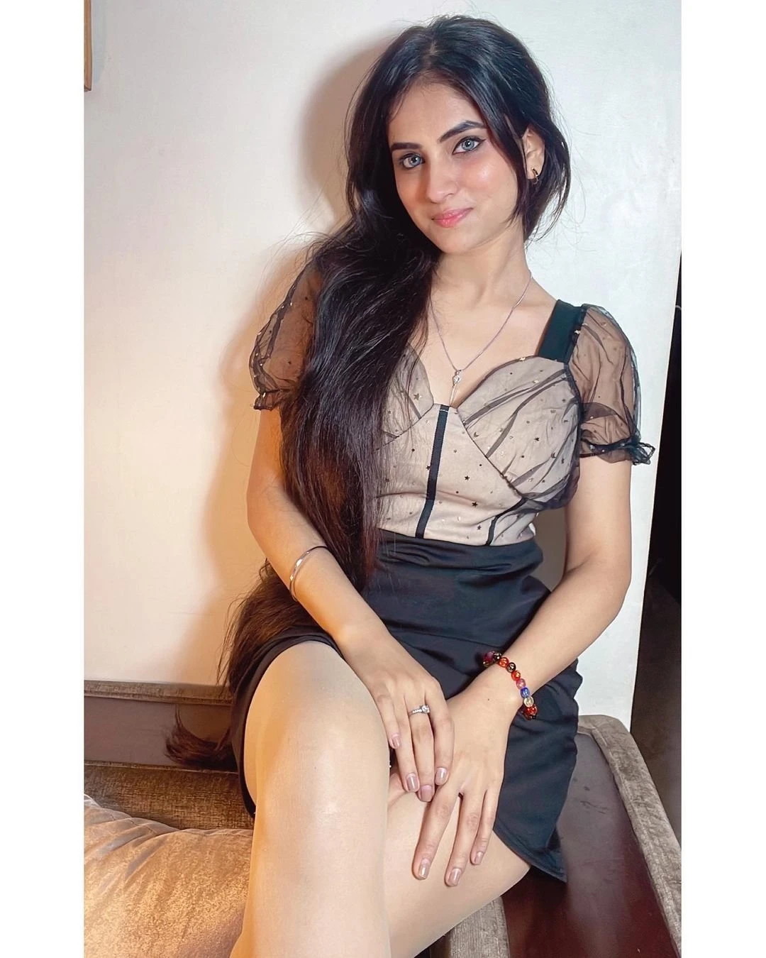 Vedika – Indian escort in Pondicherry — 3 / 4