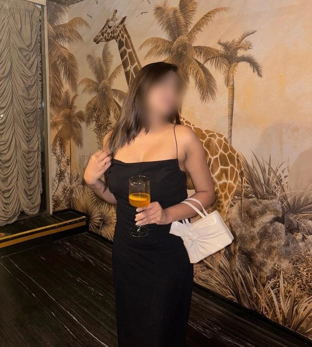 Luxury Elite Duo Irl and Virtual – Indian escort in New Delhi — 2 / 8
