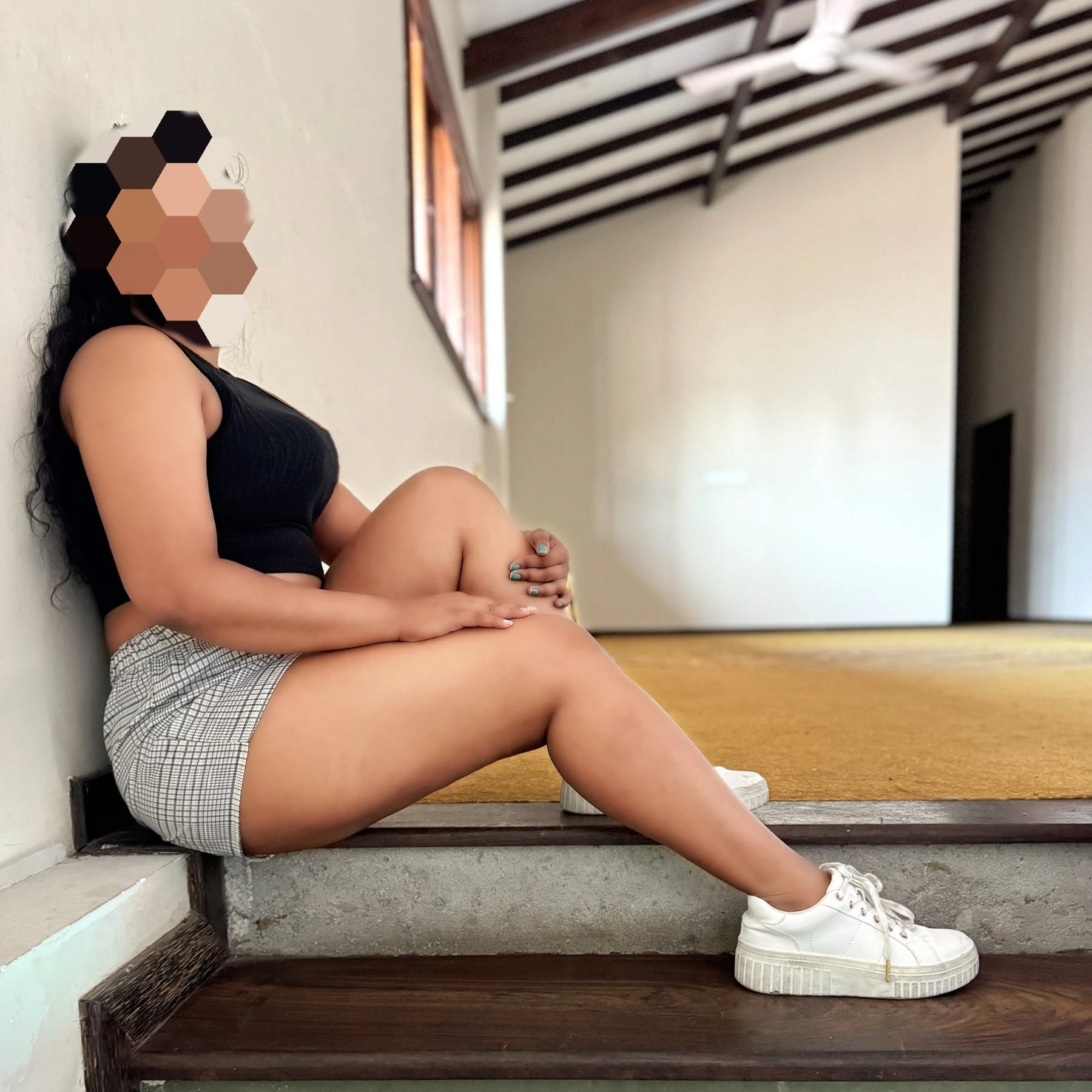 Umaya Girl Friend Experience – Sri Lankan escort in Colombo — 4 / 8