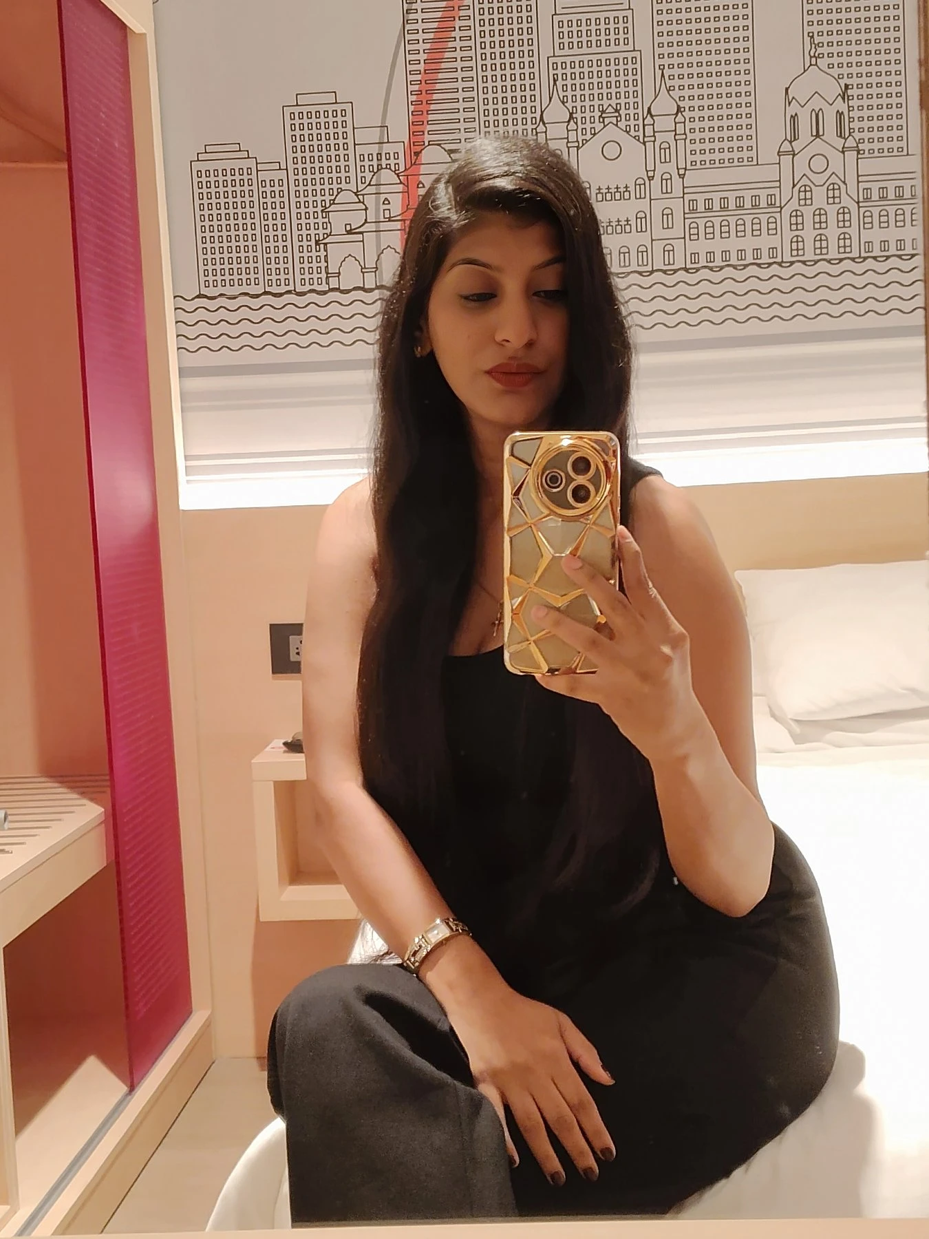 Pooja – Indian escort in Mumbai — 9 / 10