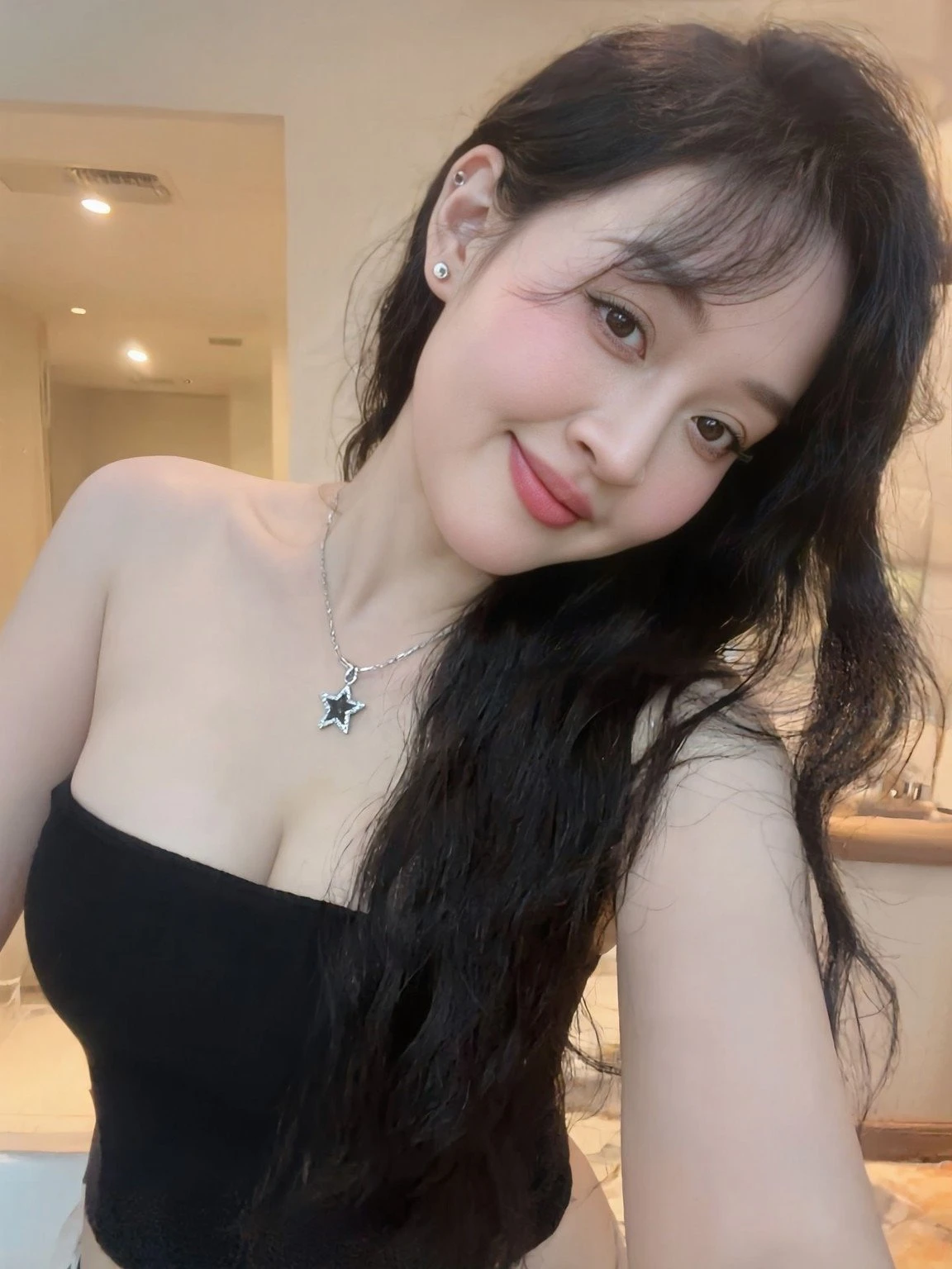 Marina – Vietnamese escort in Ho Chi Minh City, Escort, Ho Chi Minh City
