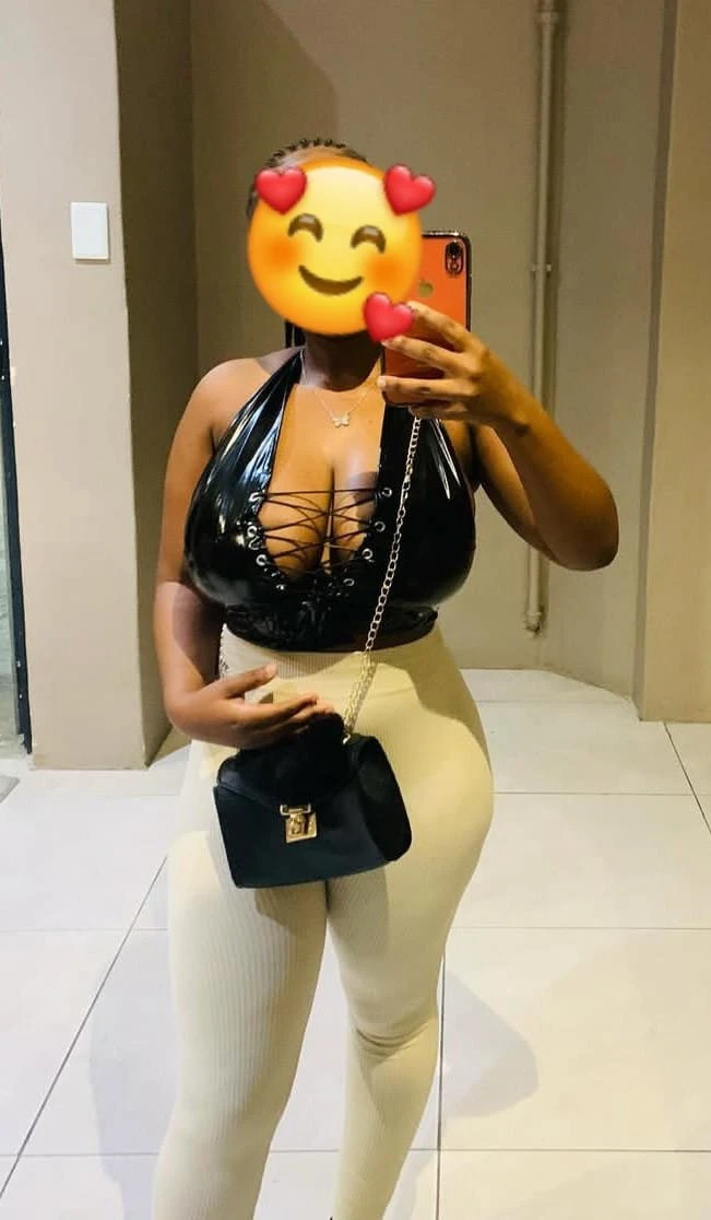 Big Boobs Ama Soft Ass Chocolate Ass – South African escort in Mumbai — 2 / 6