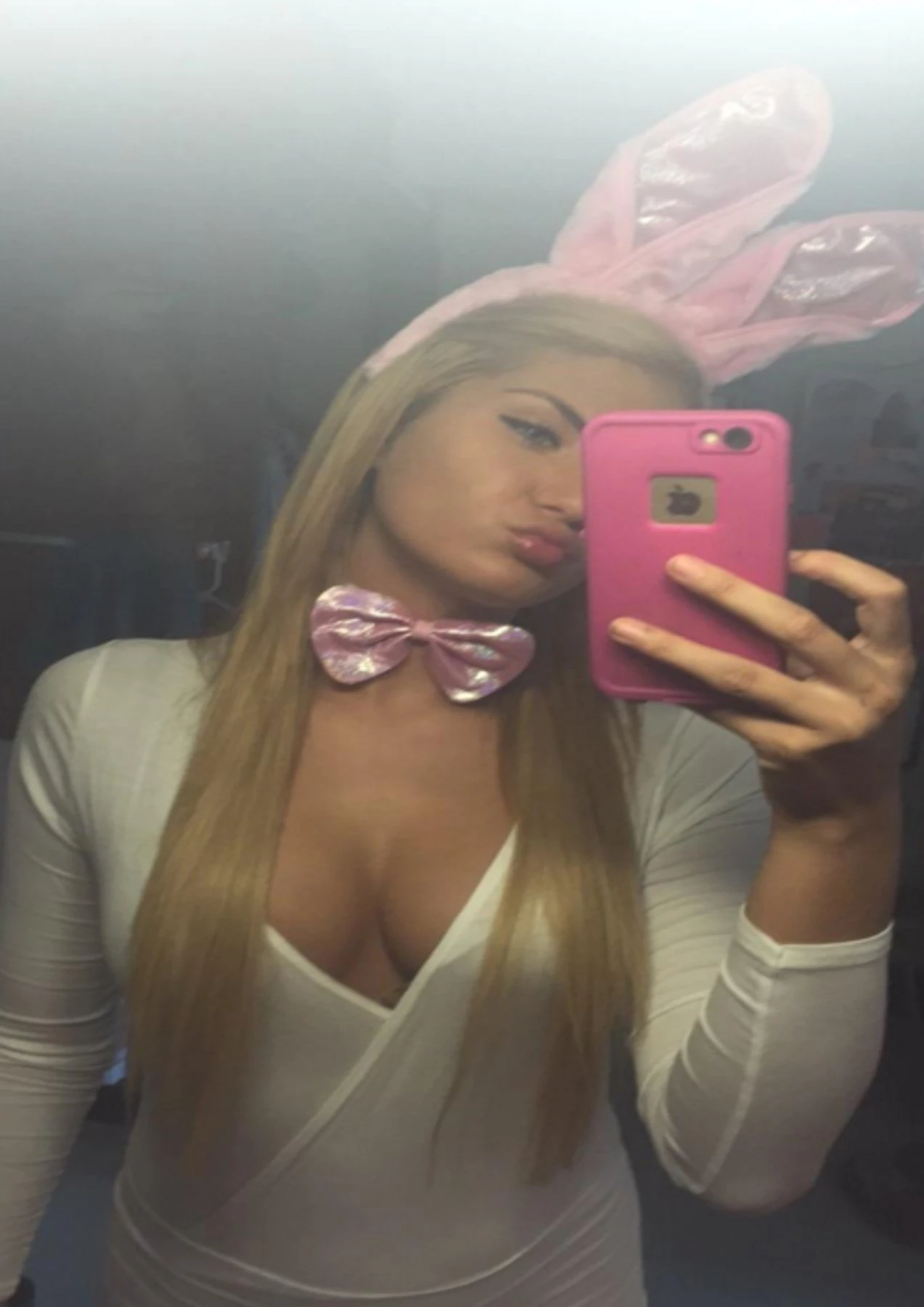 Emlie – Norwegian escort in Oslo — 4 / 5