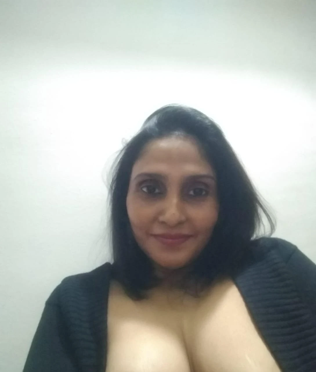 Lara ANAL QUEEN – Indian escort in Mumbai — 5 / 6