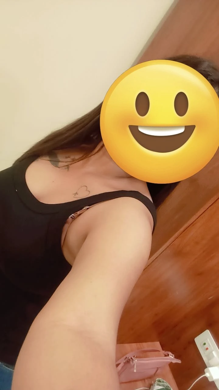 Ritu Cam and Meet – Indian escort in Kolkata — 3 / 4