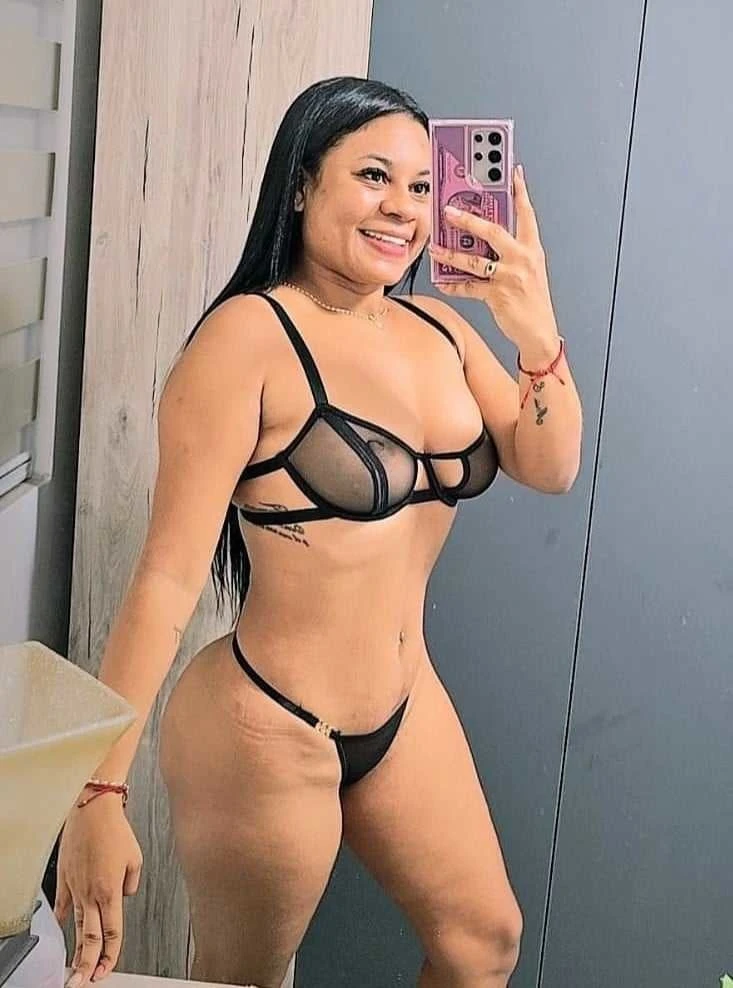 MANUELA – Colombian escort in Malta — 4 / 8