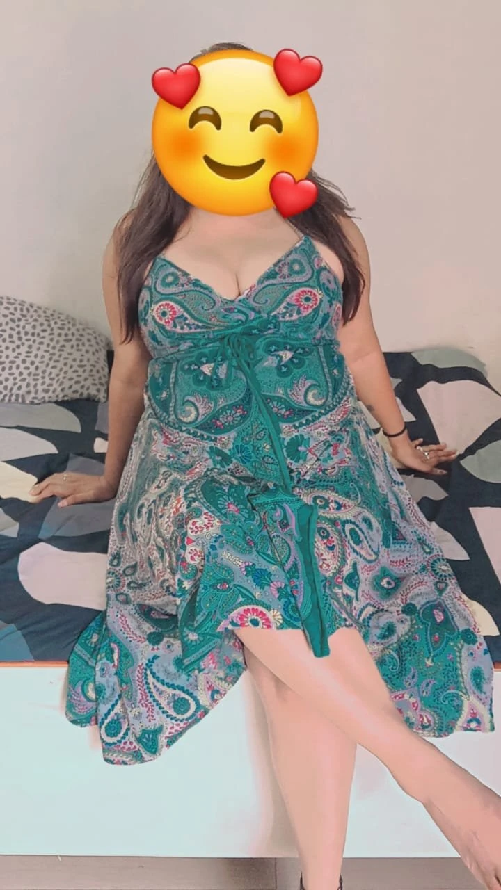 Independent bhabhi cam show – Indian adult performer in New Delhi — 8 / 30