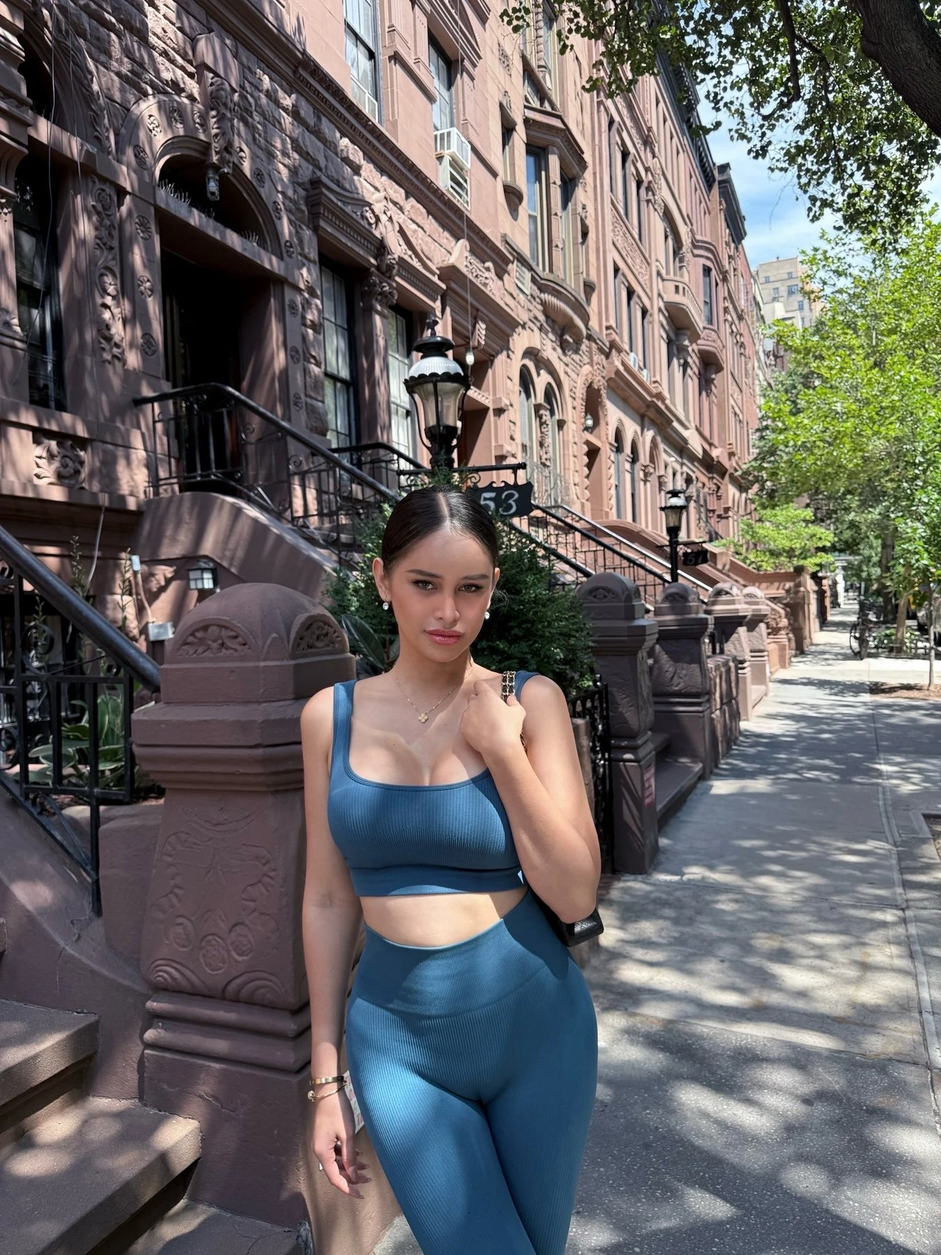 NEW FACE AND OUTCALLS ONLY! – American escort in Hong Kong — 26 / 31