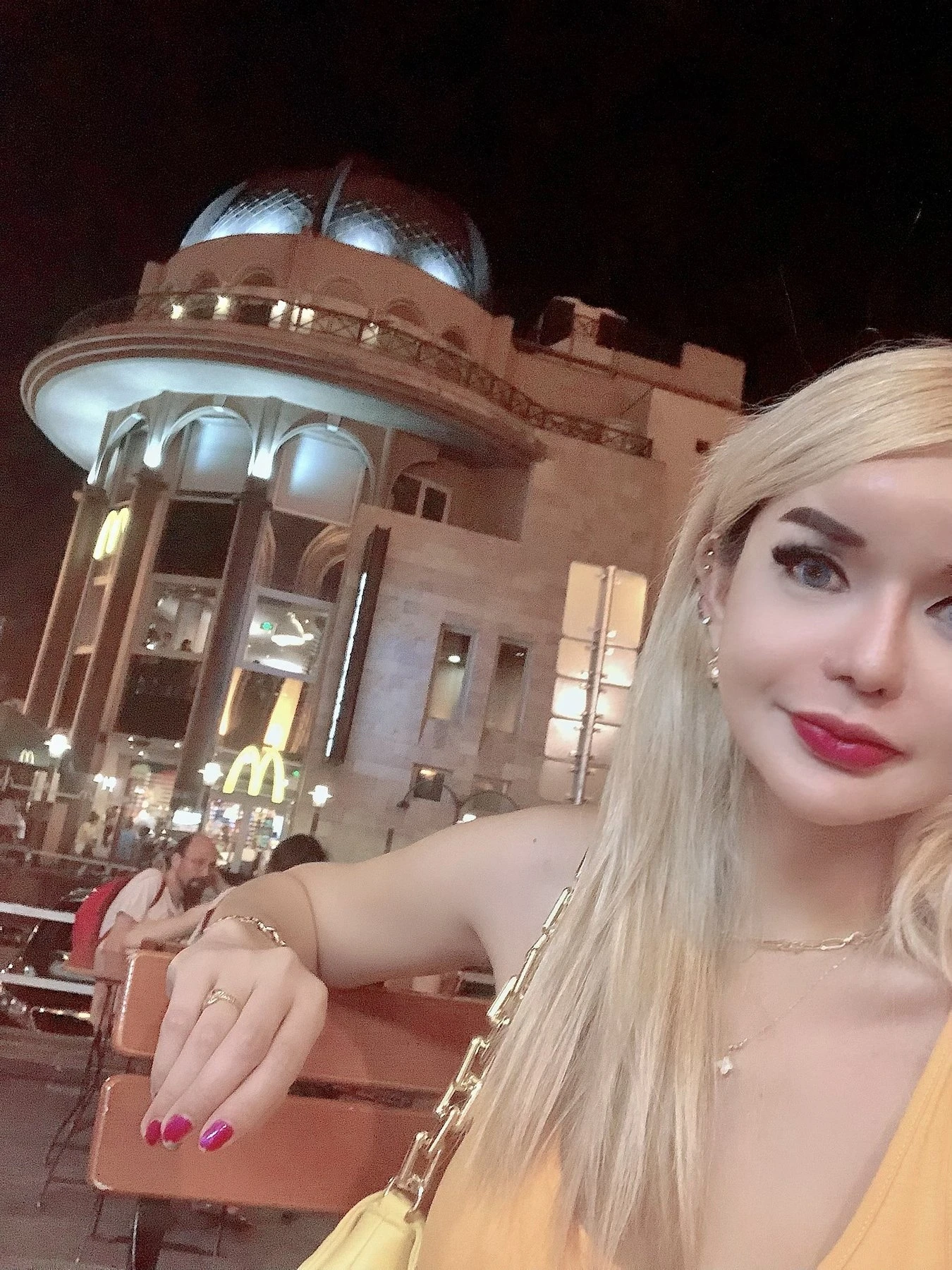 Independent MYRANDA – escort in New Delhi — 18 / 22