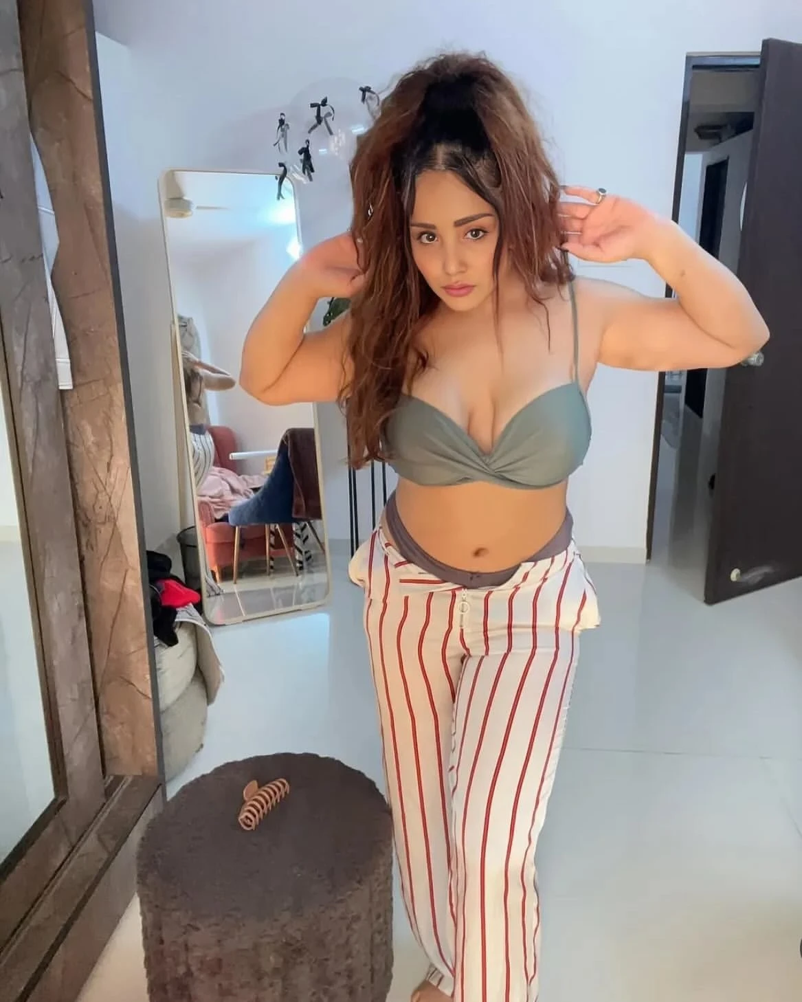 Rishika – Indian escort in Pondicherry — 2 / 4