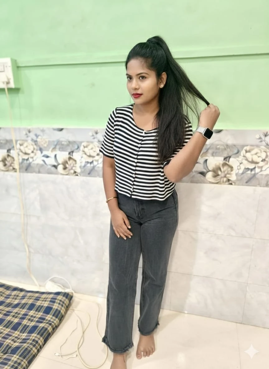 Megha Sharma – Indian escort in Mumbai — 1 / 4