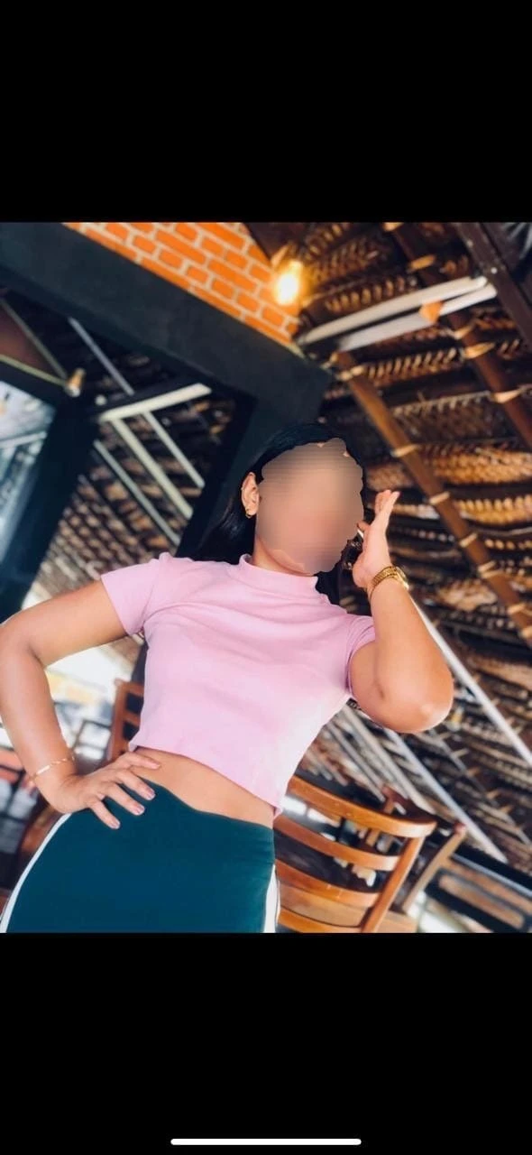 Zilpah Lovelyn – Sri Lankan escort in Colombo — 3 / 4