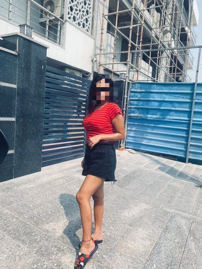 Baby Is Back With Wild Fetish Cam and Re – Indian escort in Mumbai — 5 / 7