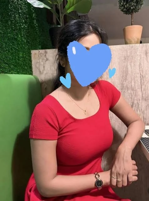 Twinkle for You – Indian escort in Noida — 2 / 4
