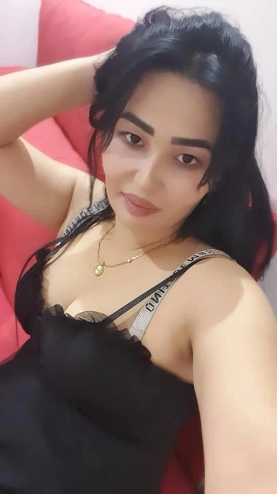 Priya Escort – Indian escort in Hyderabad — 1 / 3