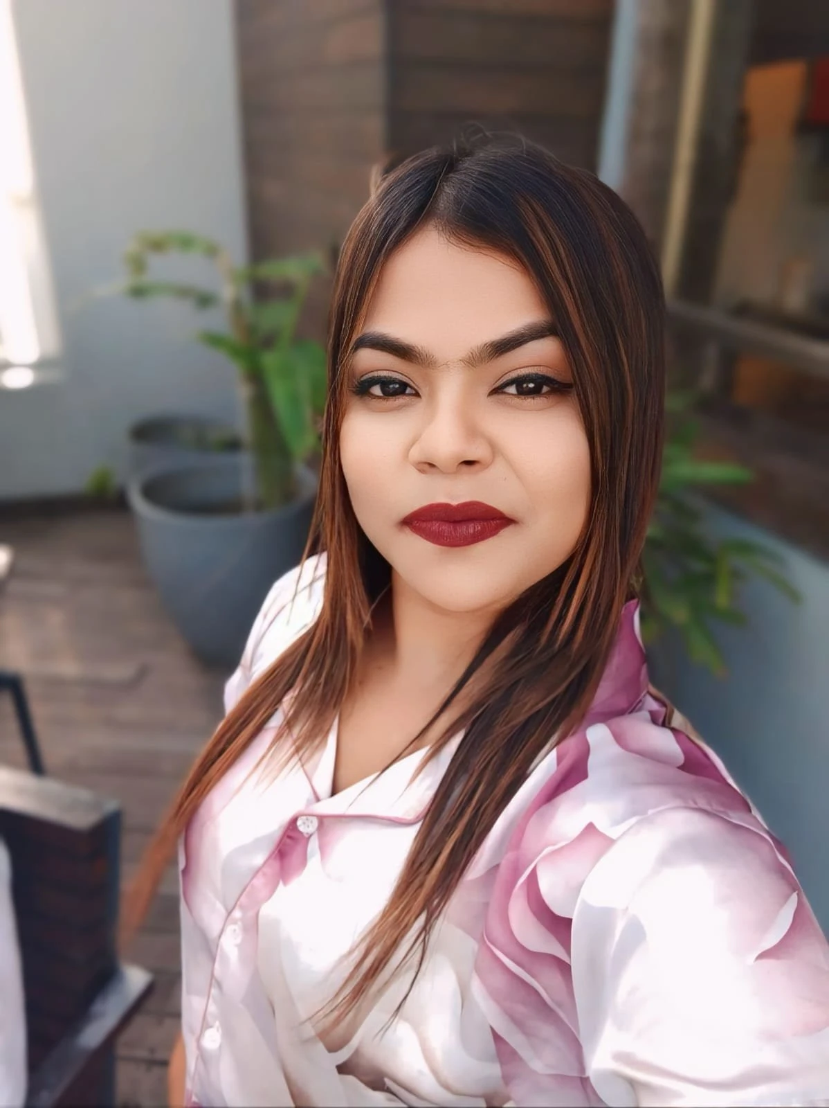 MANISHA CAM SERVICE AND REAL MEET – Indian escort in Kolkata — 3 / 5