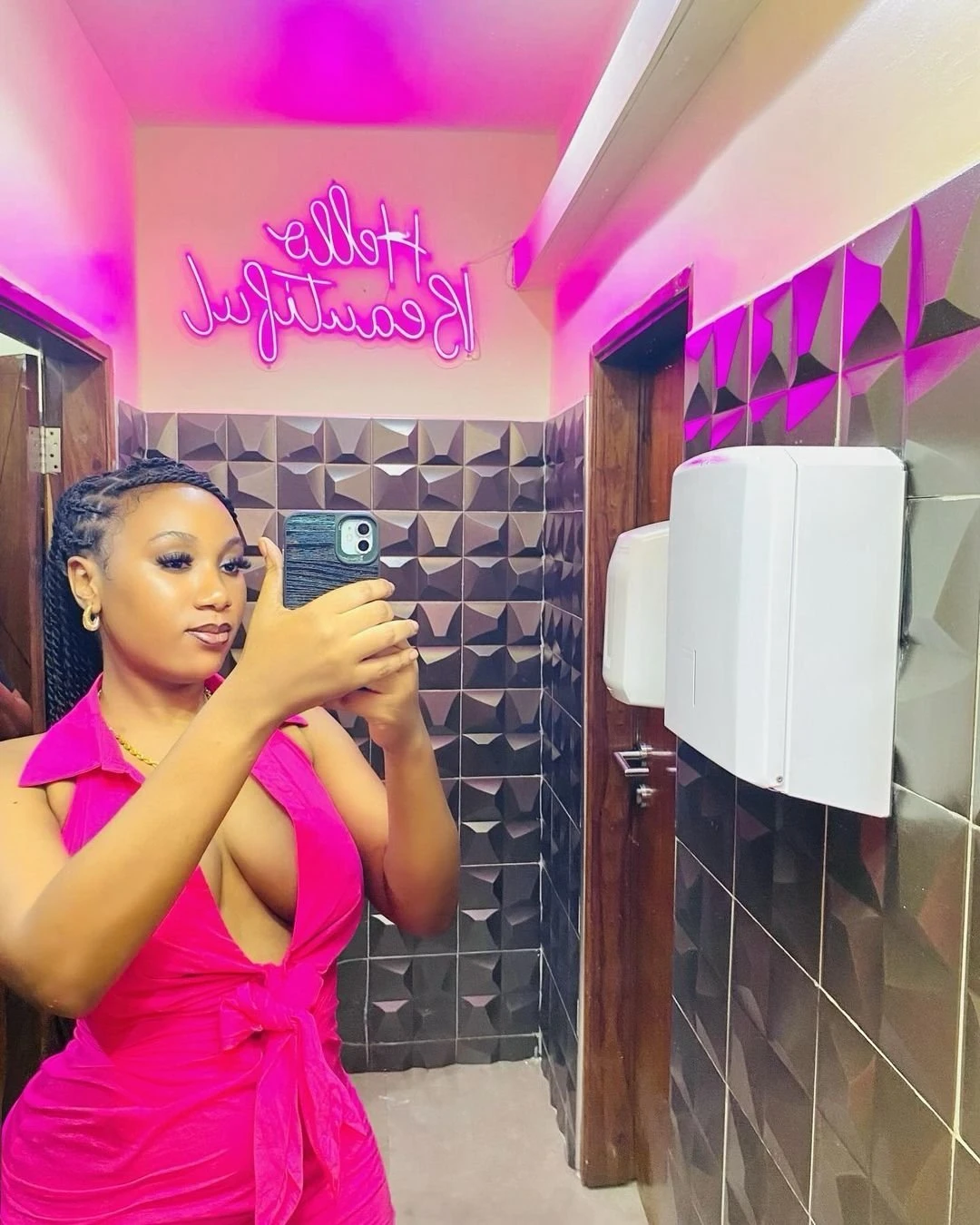 Fayma – Batswana escort in Hyderabad — 2 / 3