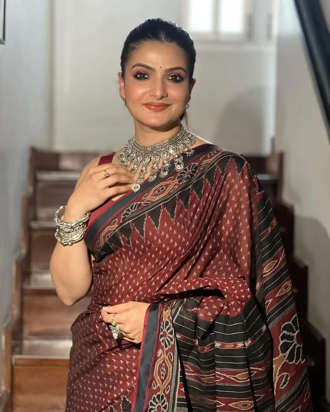 Luxury – Indian escort in Hyderabad — 2 / 4